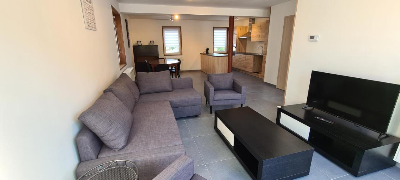 Villa Logement moderne Les Frès, 4 à 6 personnes à Rance Extérieur photo